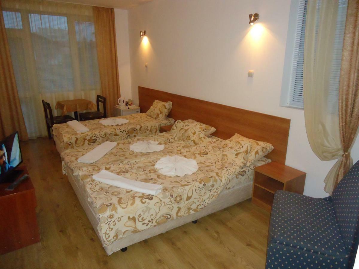 Matev Hotel Burgas ภายนอก รูปภาพ